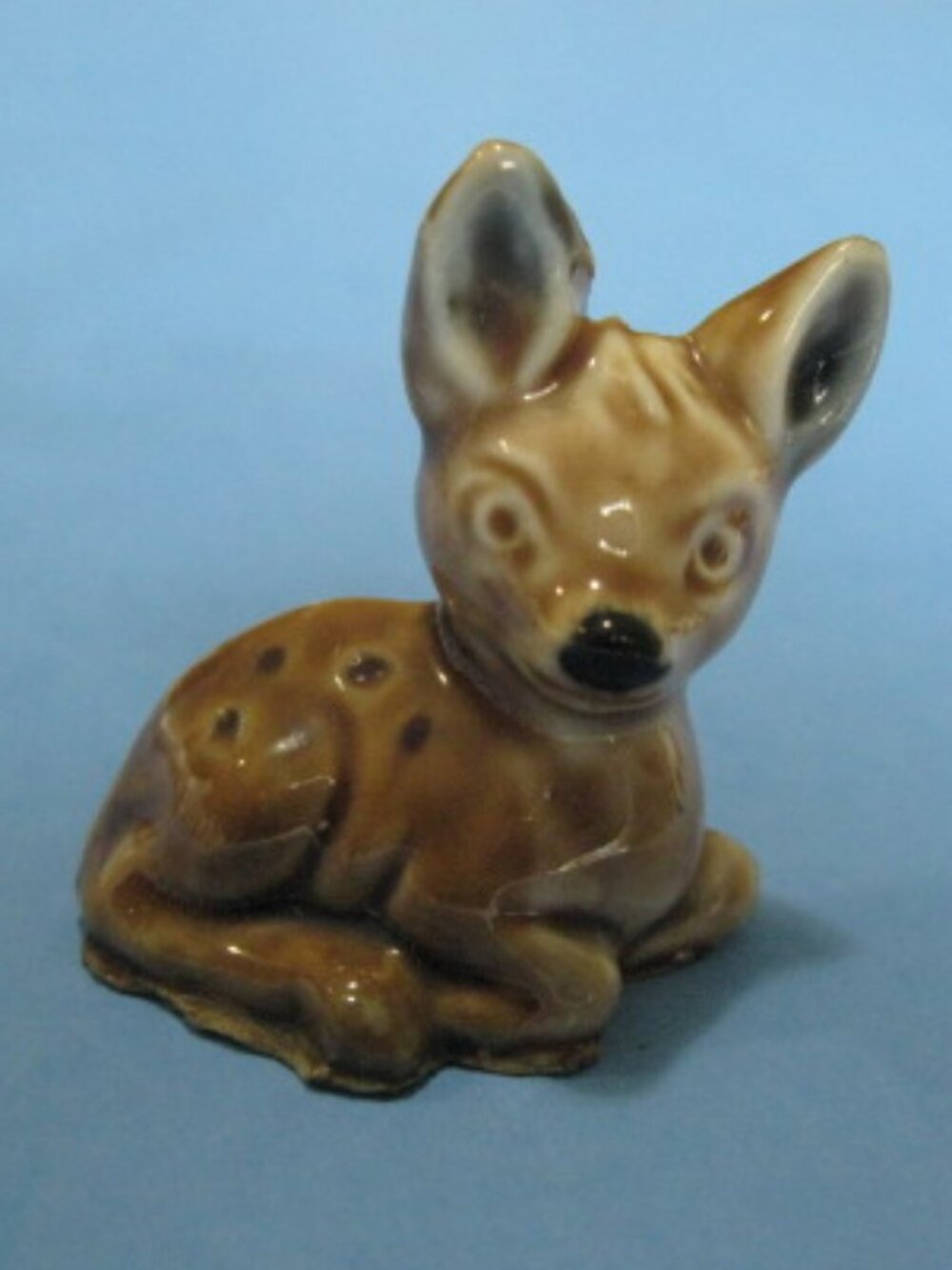 Fawn Deer Wade Red Rose Tea Figure Whimsie